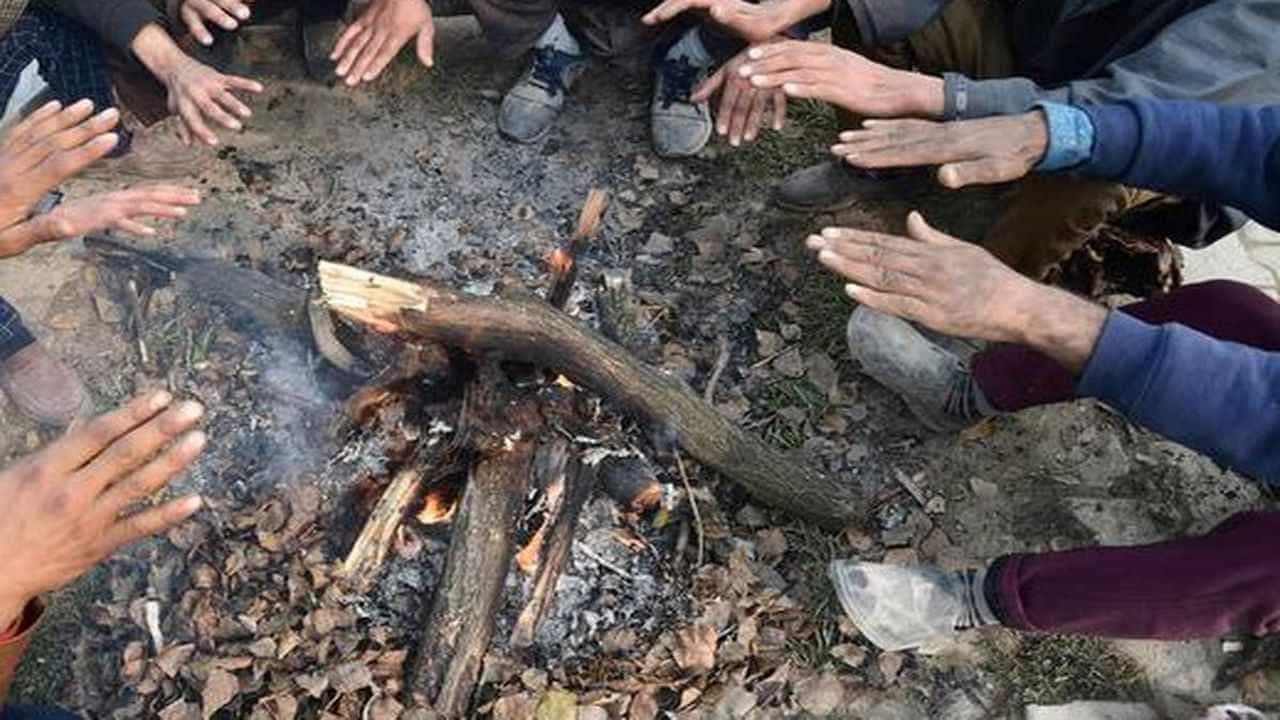 KUTCH : ઠંડા અને સૂકા પવન ફૂંકાતા લોકો ઠુંઠવાયા, નલિયામાં 2.5 ડિગ્રી તાપમાન નોંધાયું