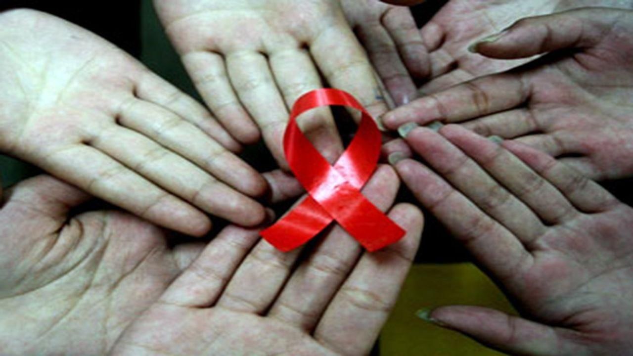 Surat : આજે વિશ્વ એઇડ્સ દિવસ, સુરતમાં ઘટી રહી છે એઇડ્સના દર્દીઓની સંખ્યા