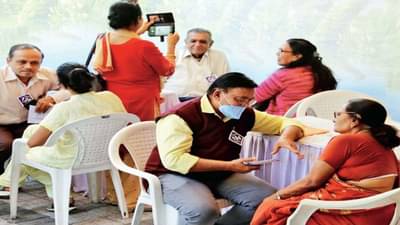 Surat : ના ઉમ્ર કી સીમા હો, ના જન્મ કા હો બંધન : સુરતમાં દાદા-દાદી પસંદગી મેળો યોજાયો