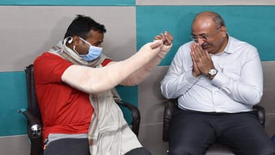 Surat : અંગદાનમાં નવી મિશાલ, સુરતના 14 વર્ષનાં બ્રેન ડેડ યુવકના હાથ પુણેના યુવાનમાં ટ્રાન્સપ્લાન્ટ કરાયા