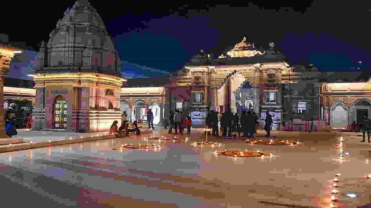 Kashi Vishwanath Corridor: બાબા વિશ્વનાથને સ્પર્શીને ફરી એકવાર વહેશે મા ગંગા, જાણો કોરિડોરમાં શું છે ખાસ
