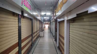 Surat : એક દિવસ બંધ રાખવાથી સુરતની ટેક્સ્ટાઈલ માર્કેટોને 150 કરોડનું નુકશાન, છતાં લડત આપવા વેપારીઓ કટિબદ્ધ