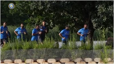 IND vs SA:દક્ષિણ આફ્રિકામાં જોવા મળ્યું 'ચક દે ઈન્ડિયા'નું દ્રશ્ય, દ્રવિડ અને વિરાટની ટીમ વચ્ચે રમાય જોરદાર મેચ જુઓ VIDEO