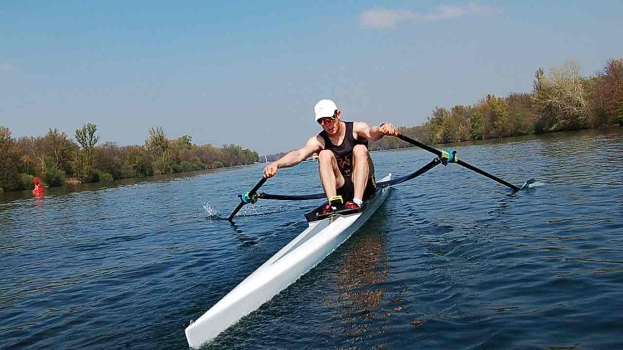 Rowing championship accident : સિલ્વર મેડલ વિજેતા ખેલાડી રેસ બાદ બેહોશ થઈ પાણીમાં પડી, જીવ બચાવનારાનો આભાર માન્યો