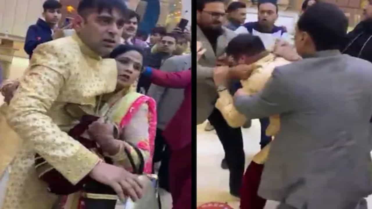 વરરાજાને દહેજની માગણી કરવી ભારે પડી ! દુલ્હનના પરિવારે લગ્ન મંડપમાં જ કરી નાખી ધોલાઈ,જુઓ VIDEO