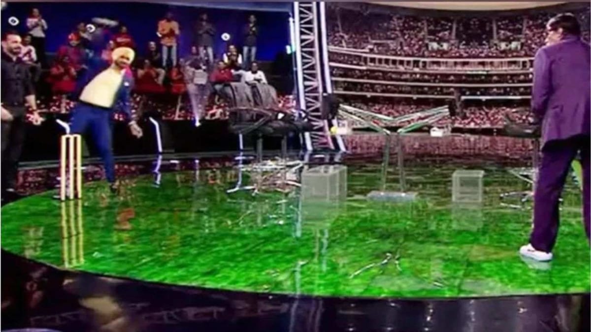 VIDEO: હરભજન સિંહના બોલ પર KBC 13ના સ્ટેજ પર અમિતાભ બચ્ચને ચોગ્ગા-છગ્ગાનો કર્યો વરસાદ, પઠાણે આ રીતે કરી મજાક