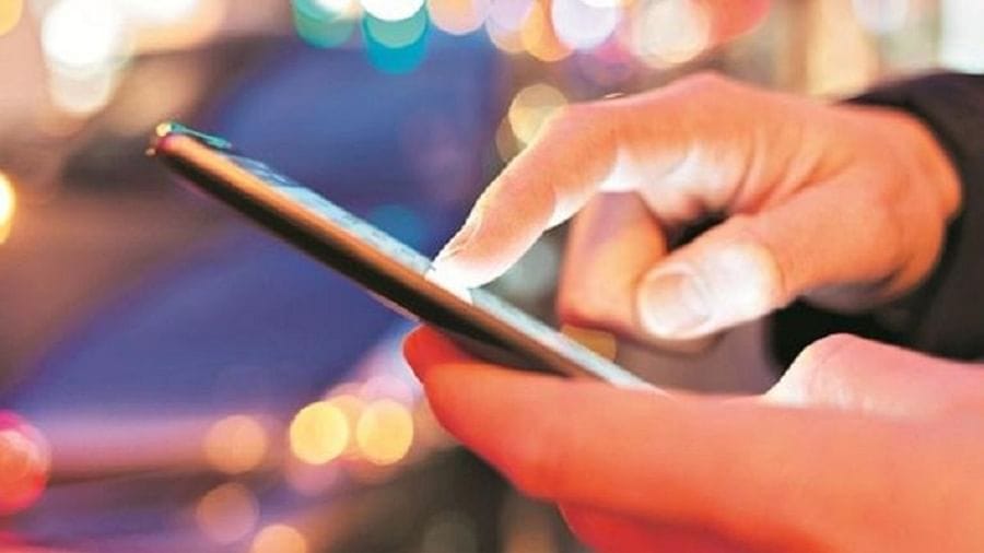 Smartphone Safety Tips: આ ચાર ભુલના કારણે ખરાબ થઈ શકે છે સ્માર્ટફોન, જાણો તેનાથી કઈ રીતે બચવું