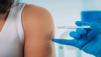 SURAT : અત્યારસુધી 70 હજાર લોકોએ ફ્રી તેલનો લાભ લઇ વેકસિન લીધી, આગામી અઠવાડિયે પાલિકા વેકસીનેશન ઝુંબેશ તેજ બનાવશે