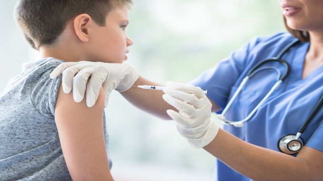 Child Vaccination : 15 થી 18 વર્ષના કિશોરોનુ રસીકરણ પૂરજોશમાં, 24 દિવસમાં આટલા તરૂણોએ મેળવી વેક્સિન