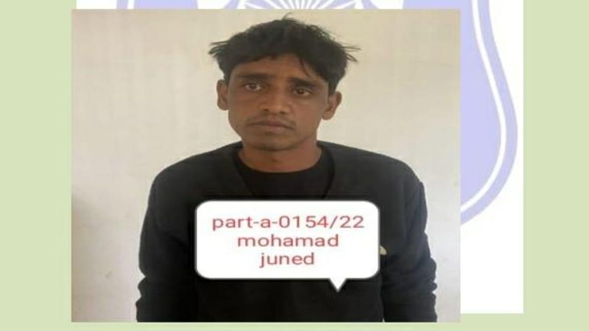 અમદાવાદ : ઘરેલું ઝઘડામાં પત્નીની હત્યા, હત્યારા પતિની પોલીસે ધરપકડ કરી અમદાવાદ : ઘરેલું ઝઘડામાં પત્નીની હત્યા, હત્યારા પતિની પોલીસે ધરપકડ કરી