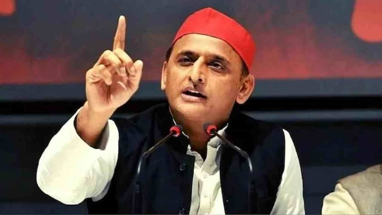 UP Election 2022: નોઈડાની અંધશ્રદ્ધા પર અખિલેશે તોડ્યું મૌન, કહ્યું- જે ત્યાં જાય છે તે ફરીથી મુખ્યમંત્રી બનતો નથી