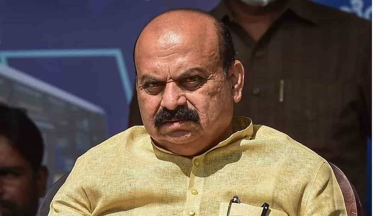 Karnataka News: સીએમ બોમાઈ સામે કોંગ્રેસ સાંસદ ડીકે સુરેશ અને મંત્રી અશ્વત નારાયણ વચ્ચે ઝપાઝપી, ગૃહમંત્રીએ માંગ્યો રિપોર્ટ