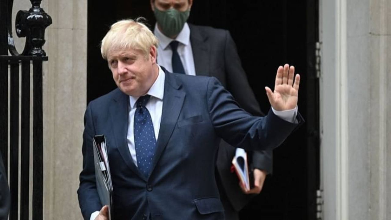 Boris Johnson ટૂંક સમયમાં આપી શકે છે રાજીનામું, ભારતીય મૂળના ઋષિ સુનક બની શકે છે બ્રિટનના નવા PM