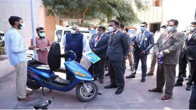 ગાંધીનગર : મુખ્યમંત્રી ભૂપેન્દ્ર પટેલ I-Create ની મુલાકાતે, ઇલેકટ્રીક વ્હીકલ સેન્ટર ઓફ એક્સલન્સનું ઉદ્દઘાટન કર્યુ