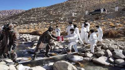 લદ્દાખ તણાવ વચ્ચે નજીક આવી ભારત-ચીનની સેનાઓ, નવા વર્ષે સરહદ પર જોવા મળ્યા કંઇક આવા દ્રશ્યો