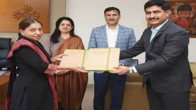 ગાંધીનગર : ગુજરાતની ગ્રામીણ નારીશક્તિને સ્વરોજગારથી આર્થિક આધાર આપવા GNFC અને GLPC વચ્ચે MoU