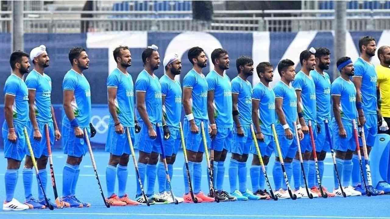 ભારતીય ટીમમાં તમામ મુખ્ય ખેલાડીઓ હાજર છે, જ્યારે નવા ખેલાડીઓ તરીકે બે યુવા ચહેરાઓનો સમાવેશ કરવામાં આવ્યો છે. કોચ ગ્રેહામ રીડે યુવા ડ્રેગફ્લિકર જુગરાજ સિંહ અને સ્ટ્રાઈકર અભિષેકને તક આપી છે.