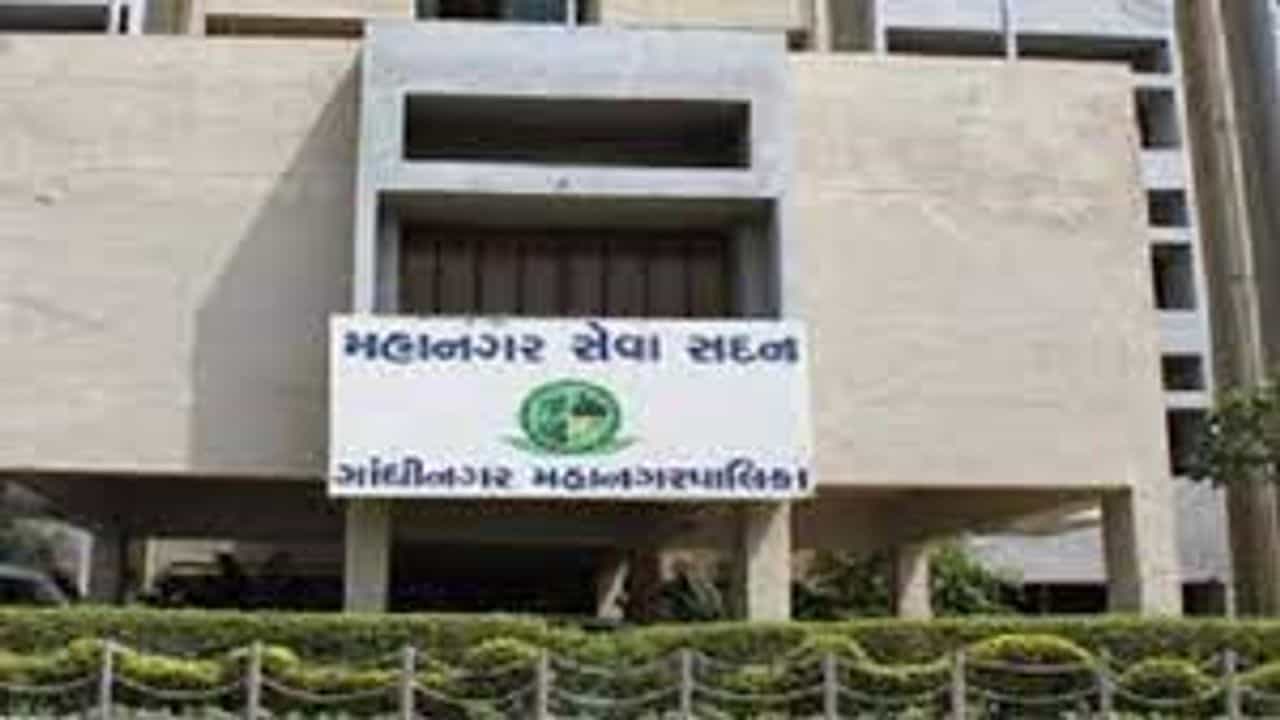ગાંધીનગર મહાનગરપાલિકાનું ડ્રાફ્ટ બજેટ સ્ટેન્ડિંગ કમિટીની બેઠકમાં પસાર, 2022-23નું 512 કરોડનુ બજેટ મંજુર થયુ