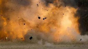 Drone Attack : યમનના હુથી બળવાખોરોએ UAE પર હુમલો કર્યો, 3 ઓઇલ ટેન્કરમા વિસ્ફોટ, અબુ ધાબી એરપોર્ટ પર આગ, 2 ભારતીય સહિત 3ના મોત