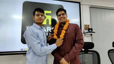 UPSC જેવી પરીક્ષાની તૈયારી કરી રહેલા ઉમેદવારોનું સપનું છે કે, તેઓ પ્રથમ જ પ્રયાસમાં સિવિલ સર્વિસીસમાં સફળતા મેળવે. ઘણા ઓછા એવા વિદ્યાર્થીઓ હોય છે જે આટલી મોટી પરીક્ષા પ્રથમ પ્રયાસમાં જ પાસ કરી શકે. આવા વિદ્યાર્થીઓમાં, ગૌરવ બુદાનિયાનું નામ આવે છે, જેણે 2020 માં ઓલ ઈન્ડિયા રેન્ક 13 હાંસલ કર્યો હતો. તેમની વાર્તા પણ લાખો યુવાનોને પ્રેરણા આપનારી છે.