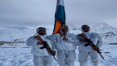 Video: કડકડતી ઠંડીમાં ITBP જવાનોમાં Republic Day 2022નો ઉત્સાહ, હિમવીરોએ માઈનસ 35 ડિગ્રીમાં તિરંગો ફરકાવ્યો