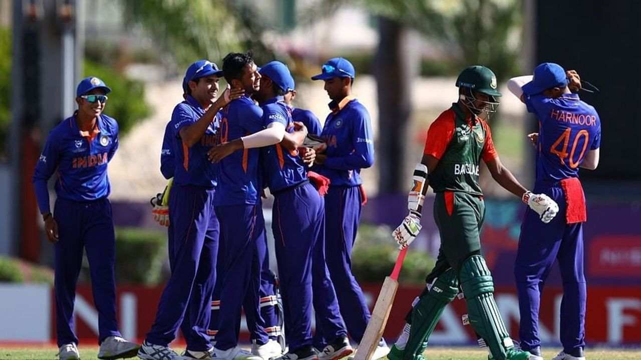 ICC Under-19 World Cup: ભારતીય બોલરોએ ક્વાર્ટર ફાઈનલમાં બાંગ્લાદેશને 111 રનમાં આઉટ કરી દીધુ, રવિ કુમારની 3 વિકેટ