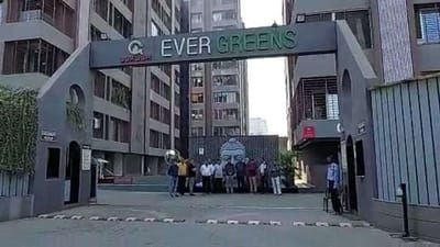 સુરતના પોશ ગણાતા વેસુ વિસ્તારમાં વિધર્મીઓ દ્વારા મિલકત ખરિદવાની હિલચાલને પગલે સ્થાનિકો દ્વારા વિરોધ