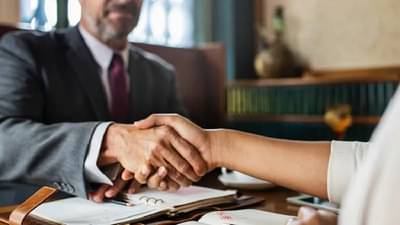 Career Tips: માર્કેટિંગ મેનેજરની ભારતમાં છે ખૂબ માંગ, ધોરણ 12 અને ગ્રેજ્યુએશન પછી કરો આ કોર્સ