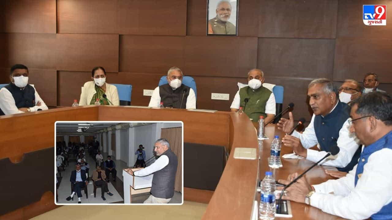 મહેસાણા : સહકાર રાજ્યમંત્રીએ ઉત્તર ગુજરાતના સહકારી આગેવાનો તથા ઉદ્યોગકારો સાથે બેઠક યોજી