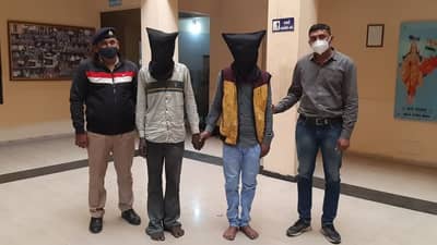 Ahmedabad: ઓઢવમાં મહિલા સાથે દુષ્કર્મ, મહિલાએ પ્રતિકાર કરતા કર્યો હુમલો, પોલીસે બન્ને આરોપીને ઝડપી પાડ્યા