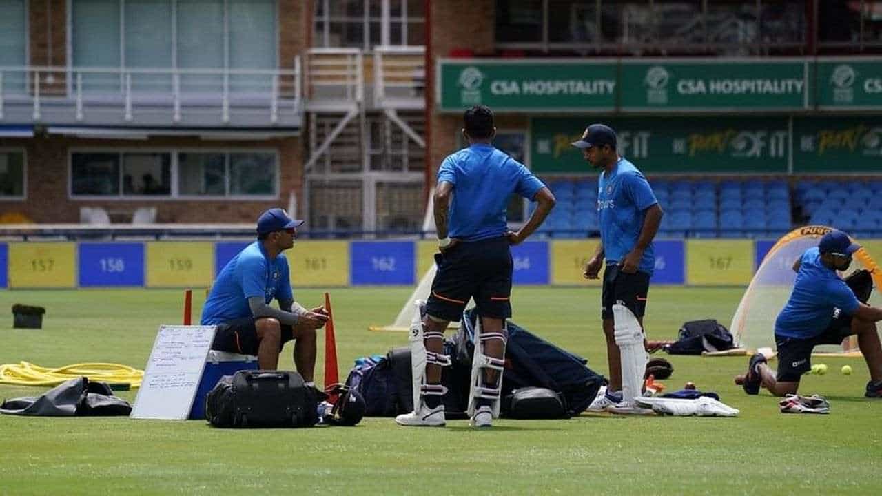 IND vs SA: હાર બાદ કેપટાઉન ટેસ્ટ માટે મોટો પડકાર, રાહુલ દ્રવિડે બેટીંગ ઓર્ડરને લઇને કરવો પડશે મોટો નિર્ણય