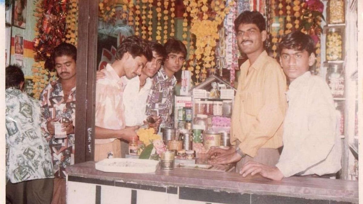 નાની પાનની દુકાનથી શરૂઆત કરી અને આજે છે 300 કરોડનું ટર્નઓવર ધરાવતી કંપની, જાણો ત્રણ ભાઈઓના સંઘર્ષની કહાની