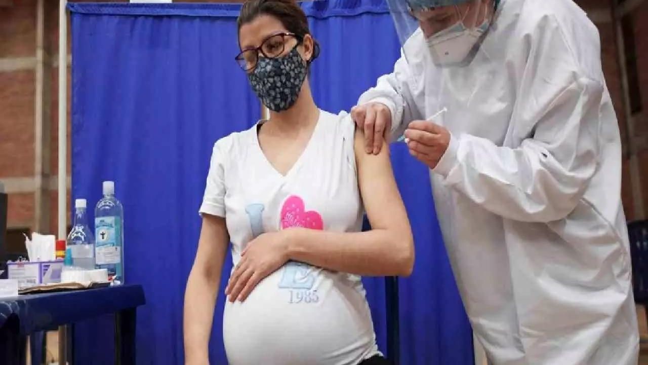 Vaccination for Pregnant Women : સગર્ભા મહિલાઓ માટે સુરક્ષિત છે Covaxin, જાણો શું કહે છે ડૉક્ટર