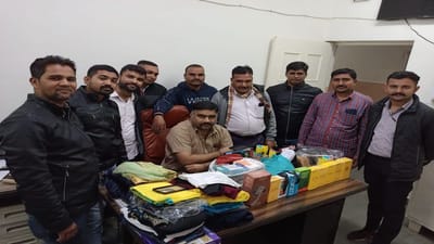 Ahmedabad: પોલીસે બારોબાર પાર્સલ વેચી દેતા ડીલીવરી બોયની કરી ધરપકડ, કેટલોક મુદામાલ પણ કર્યો કબજે