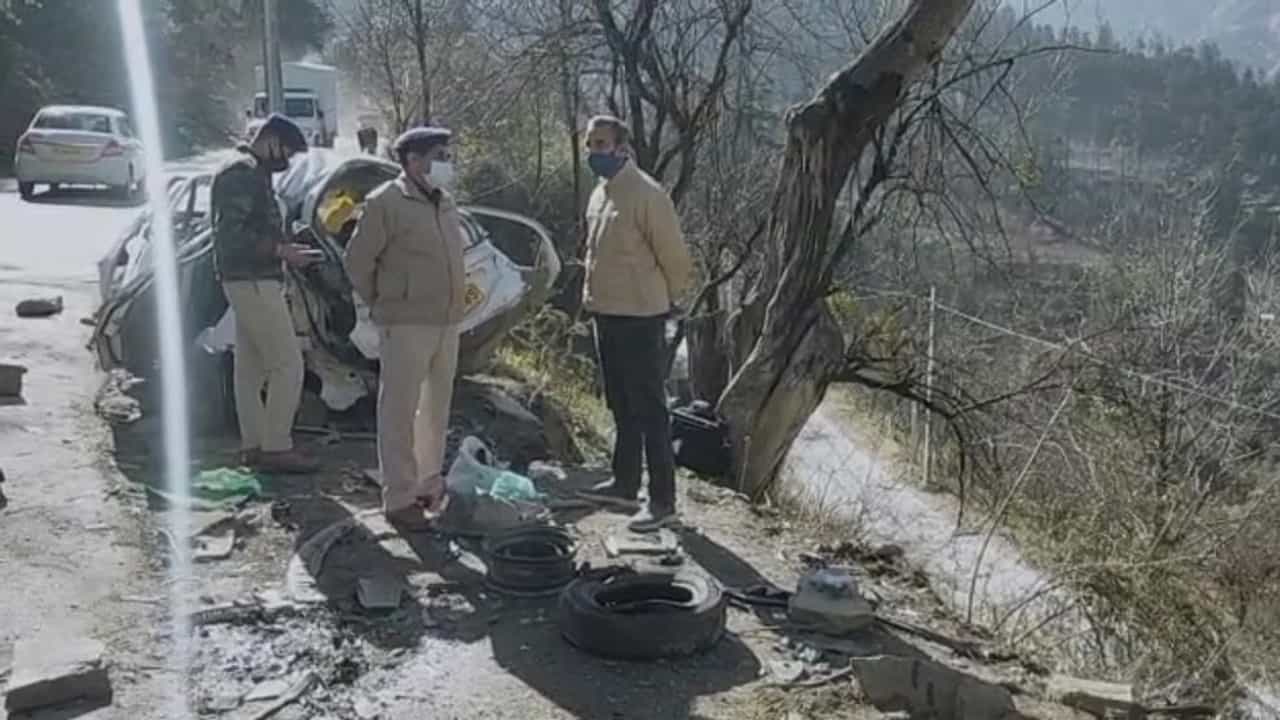 Himachal Pradesh: કુલ્લુમાં પાર્કિગમાં ઉભેલી કારમાં જોરદાર વિસ્ફોટ, ફોરેન્સિક ટીમે જિલેટીનથી વિસ્ફોટ થયો હોવાની શક્યતા વ્યક્ત કરી