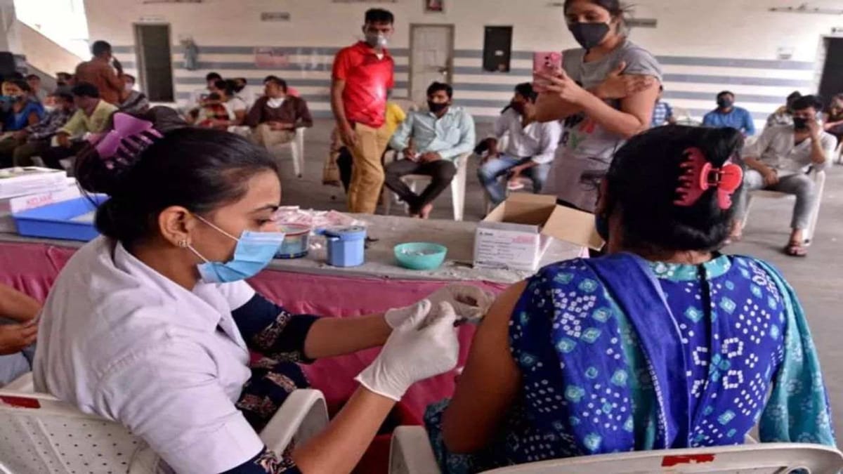 Surat : પ્રિકોશનરી ડોઝના 30 હજારના ટાર્ગેટ સામે ફક્ત 5700 લોકોએ જ ડોઝ લીધો