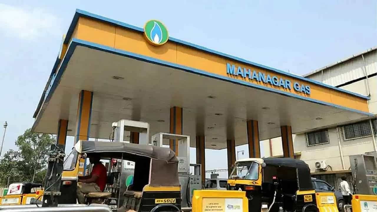 CNG, PNG Price Hike: CNG અને PNG ગેસના ભાવ ત્રણ અઠવાડિયામાં બીજી વખત વધ્યા, અહીં ચેક કરો નવા ભાવ
