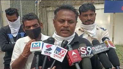 આમાં ક્યાંથી ભણે ગુજરાત! ડભોઈના કનાયડા ગામમાં બાળકો સ્મશાનમાં ભણવા મજબૂર