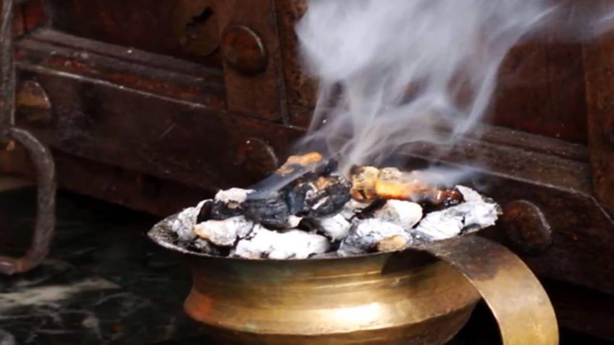 Bhakti: જાણી લો ધૂપના આ ફાયદા, આજ પછી તમે ધૂપ પ્રગટાવવાનું ક્યારેય નહીં ભૂલો