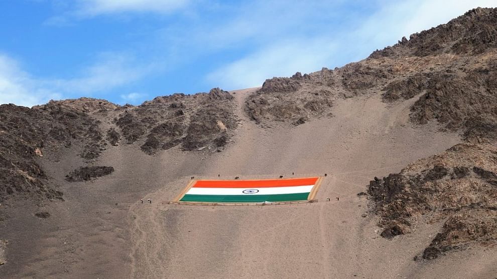 Rajasthan: મરુધરાની ધરતી પર ફરકાવાશે દુનિયાનો સૌથી મોટો રાષ્ટ્રધ્વજ, 15 જાન્યુઆરીએ જેસલમેરમાં થશે ધ્વજવંદન