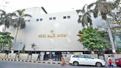 Surat : સુરતના પહેલા ઓડિટોરિયમ ગાંધી સ્મૃતિ ભવનનું 31 કરોડના ખર્ચે કરવામાં આવશે રીનોવેશન