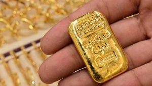 Gold Price Today : સસ્તું સોનુ ખરીદવાની મળી રહી છે તક, જાણો આજનો 1 તોલા સોનાનો ભાવ
