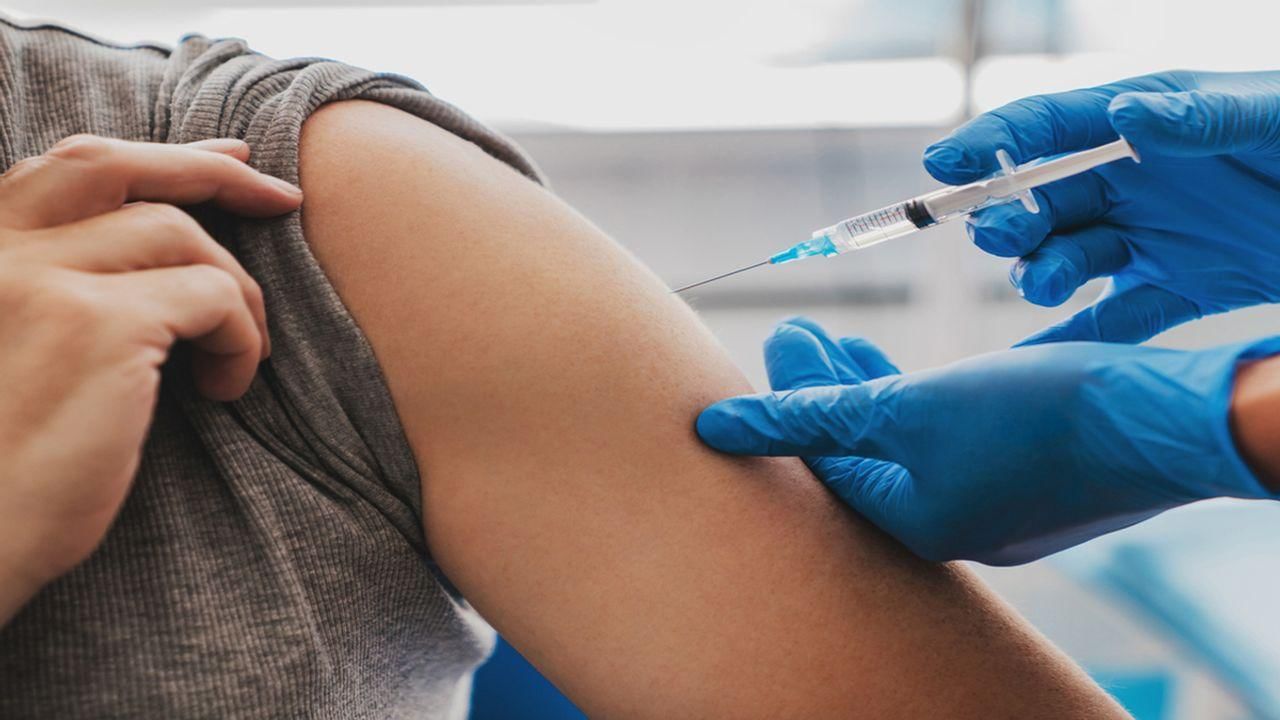 Covid-19 Vaccination: દેશની 95% વસ્તીને કોરોના રસીનો પ્રથમ ડોઝ મળ્યો- કેન્દ્રીય આરોગ્ય મંત્રાલય