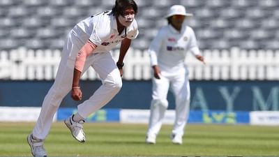 વિશ્વની સૌથી વધુ વિકેટ લેનારી બોલર, Jhulan Goswami એ ટીમ ઈન્ડિયામાં કેવી રીતે બનાવી પોતાની ઓળખ જાણો