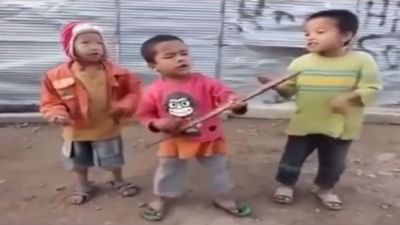 ટેલેન્ટેડ ટેણીયાઓના Viral વીડિયોએ મચાવી ધૂમ, લોકોને ખુબ પસંદ આવી સિંગિંગ સ્ટાઈલ