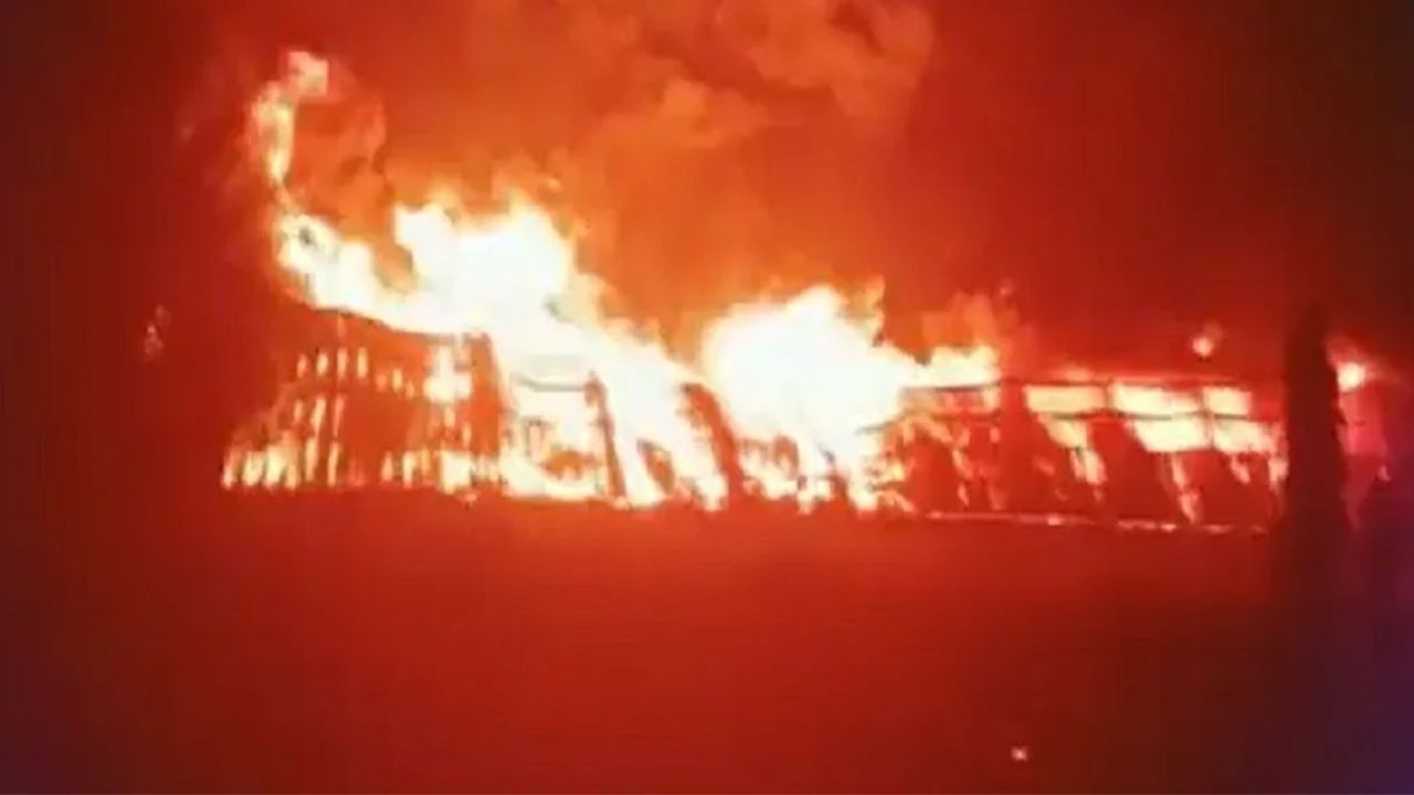 Maharashtra: મુંબઈના ઘાટકોપરમાં એક ગોડાઉનમાં લાગી આગ, ફાયરવિભાગની 8 ગાડી ઘટના સ્થળે પહોંચી