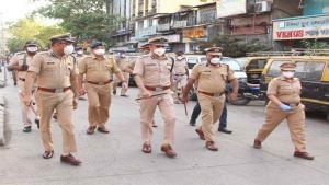 Mumbai : પોલીસકર્મીઓ પર કોરોનાનુ ગ્રહણ, માત્ર એક દિવસમાં 28 પોલીસકર્મી થયા કોરોના સંક્રમિત