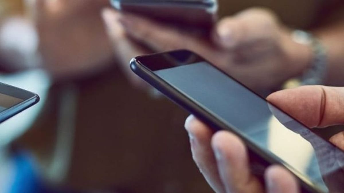 Smartphone Tips: મોબાઈલમાં પ્રી-ઈન્સ્ટોલ એપને કરવા માગો છો ડિલીટ, આ રહી સંપૂર્ણ પ્રોસેસ