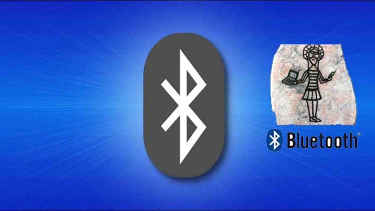 ઘણા અહેવાલોમાં એવું કહેવાય છે કે તેનું નામ blátǫnn હતું અને તે ડેનિશ ભાષાનું નામ છે. અંગ્રેજીમાં તેનો અર્થ Bluetooth થાય છે. એક વેબસાઇટ્સ અનુસાર  રાજાના નામ પરથી Bluetooth નામ  આપવામાં આવ્યું હતું કારણ કે તેનો એક દાંત, જે વાદળી રંગનો દેખાતો હતો, તે એક રીતે મૃત દાંત હતો. આ કારણે  Bluetooth નું નામ પડ્યું છે.