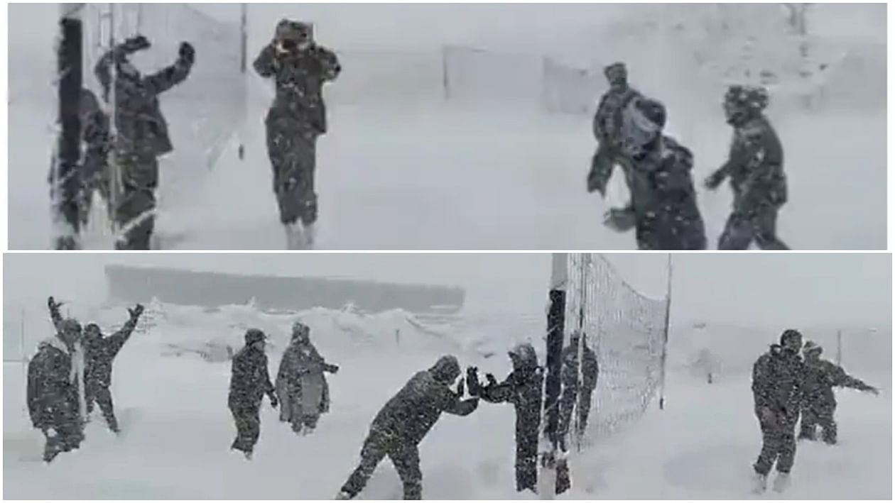 Viral: હિમવર્ષા વચ્ચે વોલીબોલ રમતા INDIAN ARMY ના જવાનોની લોકોએ કરી પ્રશંસા